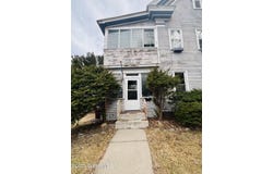 75 1st Avenue, Gloversville, NY 12078