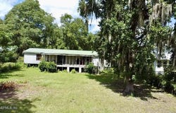 126 MIRROR LAKE Drive, Interlachen, FL 32148