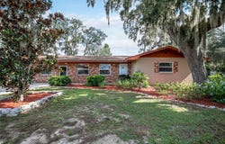 3105 GARDEN ROAD, EUSTIS, FL 32726
