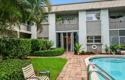 1541 NE 34TH Court, OAKLAND PARK, FL 33334