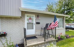 32521 Dover Street, Garden City, MI 48135