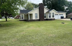 205 Cordelia Way, Florence, AL 35633