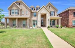 1607 Montelena Avenue, Kennedale, TX 76060