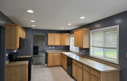 4942 138th Place, Crestwood, IL 60418