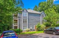 326 Meadows Circle, Winston-Salem, NC 27104