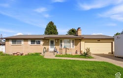 4381 S FINAIR St W, West Valley City, UT 84120