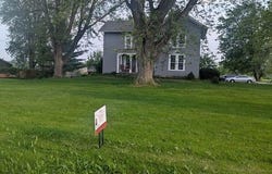 888 E Saint Joe Highway, Grand Ledge, MI 48837