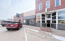 406 W. Locust Ave., Plainview, NE 68769