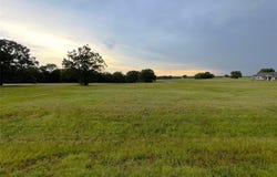 273 Eagle Oaks Lane, Gordonville, TX 76245