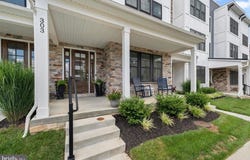 303 W SQUIRE DRIVE, NEWTOWN SQUARE, PA 19073