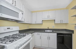 351 Pawtucket Blvd, Lowell, MA 01854