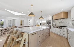 845 11th, Manhattan Beach, CA 90266