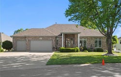 15471 Cedar Lane, Basehor, KS 66007