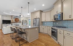17915 Ashlea Dr, Brookfield, WI 53045