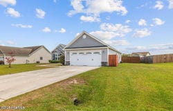 120 Prelude Drive, Richlands, NC 28574