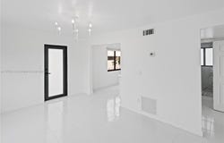 2222 SW 5th St, Miami, FL 33135