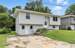 905 6th Street, Glenwood, IA 51534