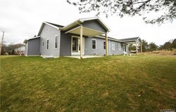 E Hill Run Unit #14, Springville, NY 14141
