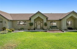 155 Eagle Creek Court, Atascadero, CA 93422