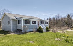 629 Fern Avenue, Long Island, ME 04050