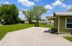 310 N La Grange Street, Hallettsville, TX 77964