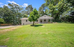1112 Riverside, Gainesville, GA 30501