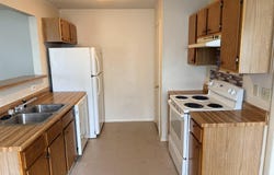 817 Lloyd Ln, Elgin, TX 78621