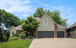 1112 White Birch Street, Liberty, MO 64068
