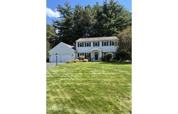 210 Sundew Drive, Schenectady, NY 12303