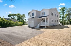 64 Highland Ave, Attleboro, MA 02703