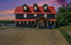 721 E Bridge Street, Plainwell, MI 49080
