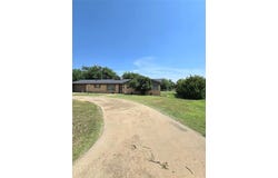 2015 Willard Drive, Altus, OK 73521