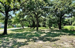 424 N Main Street, Cross Plains, TX 76443