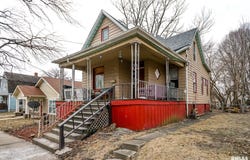 1821 N INDIANA Avenue, Peoria, IL 61603