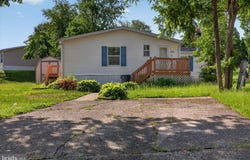 271 JANET CT, LOTHIAN, MD 20711