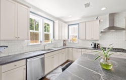 1300 Enfield Lane, Mount Pleasant, SC 29466