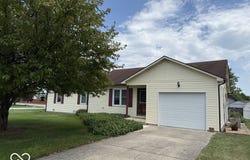 5360 Collett Drive E, Camby, IN 46113
