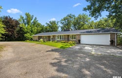 284 GRIMM Road, Congerville, IL 61729