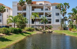 1042 BELLASOL WAY, APOLLO BEACH, FL 33572