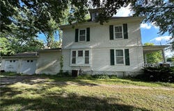 509 S Shaw Street, Richmond, MO 64085