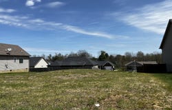 112 Lost Tree Drive, Georgetown, KY 40324