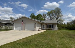 909 Oak Street, Alexandria, MN 56308