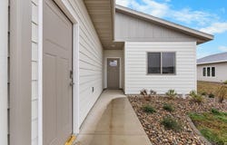 1004 S 6th Ave, Rock Rapids, IA 51246