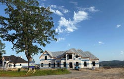 33613 Lakeview West Way, Roland, AR 72135
