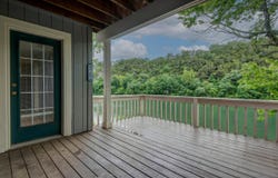 146 River Point Road, Hollister, MO 65672