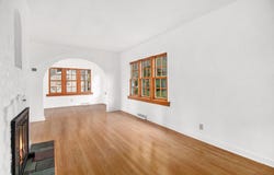 838 Lakeway Avenue, Kalamazoo, MI 49001