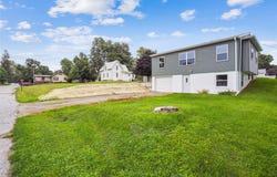 405 2nd Avenue, Melbourne, IA 50161