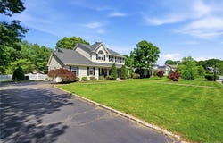 9 Ridgefield Drive, Shoreham, NY 11786