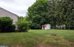 30 SUMMIT AVENUE, BERLIN, NJ 08009