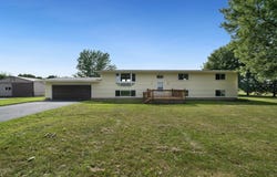 22005 Harmony, MARENGO, IL 60152
